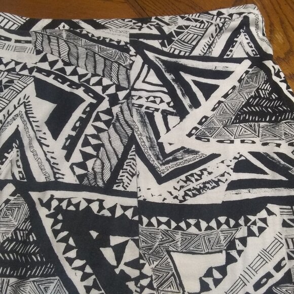 Pencil Skirt - Picture 4 of 4